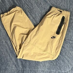Nike Men's Beige Jogger Pants